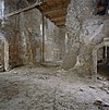 Gezicht uit de zaal naar woontoren (begane grond en eerste verdieping met nooddak uit 1966) in zuidoostelijke richting - Nederhemert-Zuid - 20340501 - RCE -  Kasteel Nederhemert: Gezicht uit de zaal naar woontoren (begane grond en eerste verdieping met nooddak uit 1966) in zuidoostelijke richting (opmerking: Gefotografeerd in het kader van Kanjerproject) 