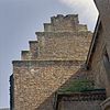 Noordvleugel, westgevel eerste verdieping en gevel top - Nederhemert-Zuid - 20340473 - RCE -  Kasteel Nederhemert: Noordvleugel, westgevel eerste verdieping en gevel top (opmerking: Gefotografeerd in het kader van Kanjerproject) 
