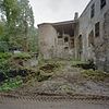 Ronde toren, ingestorte traptoren, westmuur hoofdvleugel met nooddak uit 1966 - Nederhemert-Zuid - 20340489 - RCE -  Kasteel Nederhemert: Ronde toren, ingestorte traptoren, westmuur hoofdvleugel met nooddak uit 1966 (opmerking: Gefotografeerd in het kader van Kanjerproject) 
