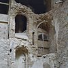 Gezicht uit het zuiden in Noordelijk deel traptoren dat in 1966 niet instortte. Midden- gemetselde spil met lichtschacht - Nederhemert-Zuid - 20340481 - RCE -  Kasteel Nederhemert: Gezicht uit het zuiden in Noordelijk deel traptoren dat in 1966 niet instortte. Midden: gemetselde spil met lichtschacht (opmerking: Gefotografeerd in het kader van Kanjerproject) 