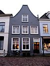 Kerkstraat 42 - Pand met verdieping en zadeldak 