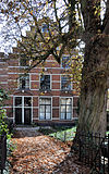Dubbel huis met twee monumentale trapgevels