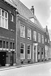 Pand met hoog zadeldak aan de Beukerstraat te Zutphen - Zutphen - 20227163 - RCE -  Zutphen: Pand met hoog zadeldak aan de Beukerstraat te Zutphen 