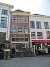 Pand met eenvoudige lijstgevel