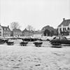Overzicht 's Gravenhof te Zutphen in de sneeuw met rechts Huize van de Kasteele - Zutphen - 20226326 - RCE -  Huize van de Kasteele: Overzicht 's Gravenhof te Zutphen in de sneeuw met rechts Huize van de Kasteele 