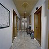 Interieur, overzicht gang - Leens - 20335774 - RCE -  Interieur, overzicht gang 