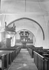 Interieur naar het westen - Uithuizen - 20211158 - RCE -  Nederlands Hervormde Kerk: interieur naar het westen 