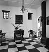 Interieur hal - Usquert - 20212115 - RCE -  Boerderij Kloosterwijtwerd: interieur hal 