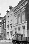 Voorgevels - Groningen - 20093958 - RCE -  De voorgevels van de panden Hoge der A 12 (rechts, rm 18518), 13 (rm 18519) en 14 (rm 18520) in Groningen 