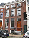 Groningen Hoge der A 8 -  Groningen, Hoge der A 8, Pand van drie traveeÃ«n breed met kroonlijst, 15/16de eeuw; rm 18516 