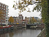 Groningen Plantsoenbrug.JPG -  Groningen, Plantsoenbrug, brug nabij Noorderhaven, met brugwachtershuis, arch. S J Bouma, 1937; rm 486829 