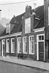 Voorgevel - Groningen - 20094401 - RCE -  Visserstraat 52-54, Groningen, voorgevels, 1967 