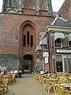 Groningen, Martinitoren (3) RM-18553-WLM -  Groningen, Martinitoren (3) RM-18553 en kosterij rijksmonument nr. 18554 