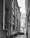 Zijgevel - Groningen - 20094201 - RCE -  De zijgevel van Peperstraat 14 (links, rm 18658) in Groningen, 1975 
