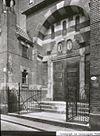 Exterieur VOORGEVEL, INGANGSPARTIJ - Groningen - 20262772 - RCE -  Voormalige synagoge, Folkingestraat, Groningen, ingangspartij 