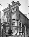 Voor- en rechter zijgevel - Groningen - 20094137 - RCE -  Oosterstraat 71, Groningen, voor- en rechterzijgevel, 1980 