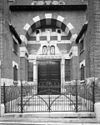 Ingangspartij van de synagoge te Groningen - Groningen - 20093244 - RCE -  Synagoge: Ingangspartij van de synagoge te Groningen 