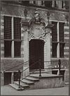 Zicht op ingangspartij gerechtshof - Groningen - 20320424 - RCE -  Rechtbank, Groningen, zicht op ingangspartij (in de marge gedrukte tekst: Kramer Groningen) 