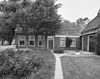 Voorgevel woonhuis - Groningen - 20169192 - RCE -  Boerderij De Rollen, Noorddijkerweg 32, Noorddijk, gem. Groningen: voorgevel woonhuis, 1974 