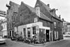 Achtergevel - Groningen - 20094435 - RCE -  Pakhuis (links, achterdeel van Zuiderdiep 15, rm 18739) aan de Burchtstraat in Groningen in 1966. Op de hoek Burchtstraat 5-4/Zuiderdiep 17 (rm 18740). 