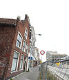 Hoekpand met halsgevel