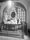 Interieur marmeren graftombe - Midwolde - 20159053 - RCE -  Nederlands Hervormde Kerk: interieur marmeren graftombe 