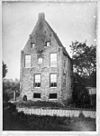 Voorgevel met gevelsteen - Middelstum - 20158698 - RCE -  Borg Asinga: Voorgevel met gevelsteen 
