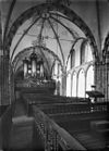 Interieur naar het westen - Stedum - 20204933 - RCE -  Nederlands Hervormde Kerk en Toren: interieur naar het westen 