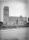Kerk vanuit het zuiden, vanuit het zuid-westen, vanuit het noord-oosten en zuid-oost hoek - Stedum - 20204923 - RCE -  Nederlands Hervormde Kerk en Toren: kerk vanuit het zuiden, vanuit het zuid-westen, vanuit het noord-oosten en zuid-oost hoek 
