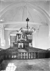 Interieur, overzicht naar het westen met orgel - Westerwijtwerd - 20254529 - RCE -  Nederlands Hervormde Kerk: Interieur, overzicht naar het westen met orgel 