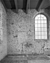 Interieur, muur na ontpleistering - Adorp - 20280303 - RCE -  Nederlands Hervormde Kerk: Interieur, muur na ontpleistering 