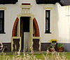 De Blokken (detail) -  De Blokken, monumentale villaboerderij nabij Baflo (detail de ingang in het halsgedeelte) 