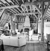 Interieur overzicht woonkamer met balkenplafond - Grijpskerk - 20331972 - RCE -  Interieur overzicht woonkamer met balkenplafond 