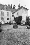 Binnenplaats - Grathem - 20083535 - RCE -  Kasteel Ten Hove: binnenplaats 