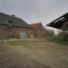 Haaks op het stalgebouw het schuurgedeelte