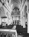 Interieur naar het westen - Thorn - 20208467 - RCE -  Rooms-Katholieke Kerk Van De Heilige Michael: interieur naar het westen 