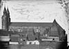 Kerk vanaf de Poort Waarachtig - Maastricht - 20146453 - RCE -  Onze Lieve Vrouwekerk: kerk vanaf de Poort Waarachtig 