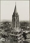 Toren tijdens de restauratie gezien vanaf hoog standpunt - Maastricht - 20327569 - RCE -  Sint Janskerk: Toren tijdens de restauratie gezien vanaf hoog standpunt 