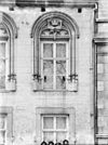 Detail voorgevel- gotisch venster - Maastricht - 20150052 - RCE -  Spaans Gouvernement: Detail voorgevel: gotisch venster (opmerking: Bijschrift: Voormalig Spaans Gouvernement) 