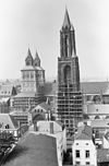 Zuidgevel toren tijdens restauratie - Maastricht - 20146893 - RCE -  Sint Janskerk: zuidgevel toren tijdens restauratie 