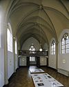 Interieur kapel, verdieping met overzicht naar tribune - Maastricht - 20335425 - RCE -  Drukkerijmuseum: Interieur kapel, verdieping met overzicht naar tribune 