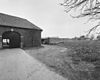 Overzicht met mergelstenen hofmuur, rechts van de boerderij - Hulsberg - 20001503 - RCE -  Overzicht met mergelstenen hofmuur, rechts van de boerderij 