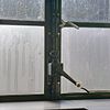 Stalen venster, hang- en sluitwerk - Schinveld - 20331029 - RCE -  Basisschool Op de Berg: Stalen venster, hang- en sluitwerk 
