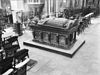 Interieur, praalgraf Graaf Gerard van Gelre en zijn vrouw Margaretha van Brabant - Roermond - 20189121 - RCE -  Munsterkerk Of Onze Lieve Vrouwe Kerk: Interieur, praalgraf Graaf Gerard van Gelre en zijn vrouw Margaretha van Brabant 