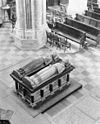 Grafmonument in de viering - Roermond - 20189257 - RCE -  Munster Kerk Of Onze Lieve Vrouwe Kerk: grafmonument in de viering 