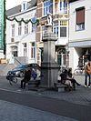 Hardstenen pomp