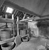 Interieur, persketels in vakwerkschuur met stroopstokerij uit 1851 - Einighausen - 20331149 - RCE -  Interieur, persketels in vakwerkschuur met stroopstokerij uit 1851 