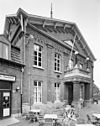 Overzicht voorgevel - Blerick - 20354096 - RCE -  voormalig raadhuis Blerick: Overzicht voorgevel (opmerking: Gefotografeerd voor Monumenten In Nederland Limburg) 