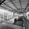 Exterieur overzicht trappenhuis op perron - Weert - 20326100 - RCE -  N.S. Station: Exterieur overzicht trappenhuis op perron 