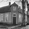 Overzicht, hoekgevel met voordeur - Riethoven - 20338902 - RCE -  CafÃ©, boerderij, woonhuis: Overzicht, hoekgevel met voordeur 